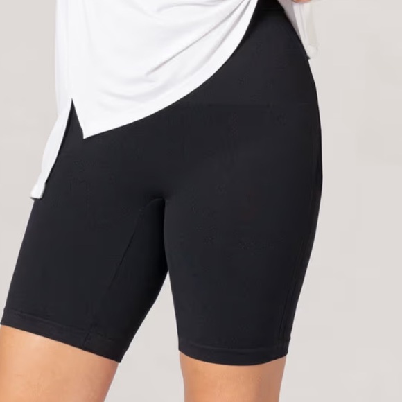 Shapermint Empetua Fresh Control High Waisted Shaper Bike Shorts Black Medium - Picture 1 of 11
